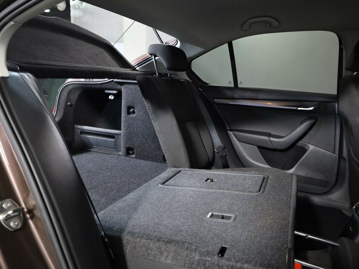 Skoda Octavia III (A7) Рестайлинг, 2017 Фото №13