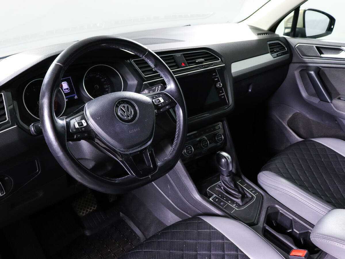 Volkswagen Tiguan L, 2019 Фото №14