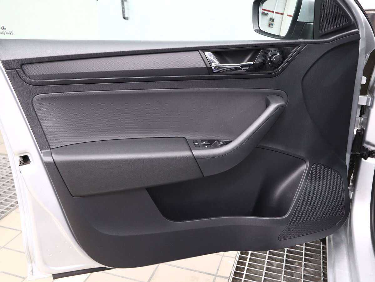 Skoda Rapid, 2018 Фото №11