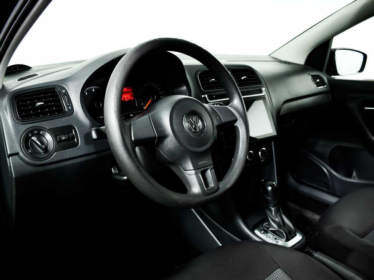 Volkswagen Polo, 2012 Фото №13