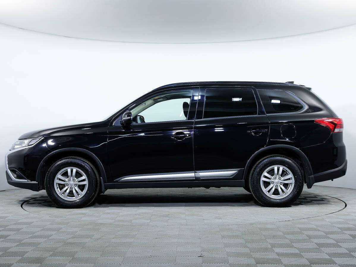Mitsubishi Outlander, 2021 Фото №8