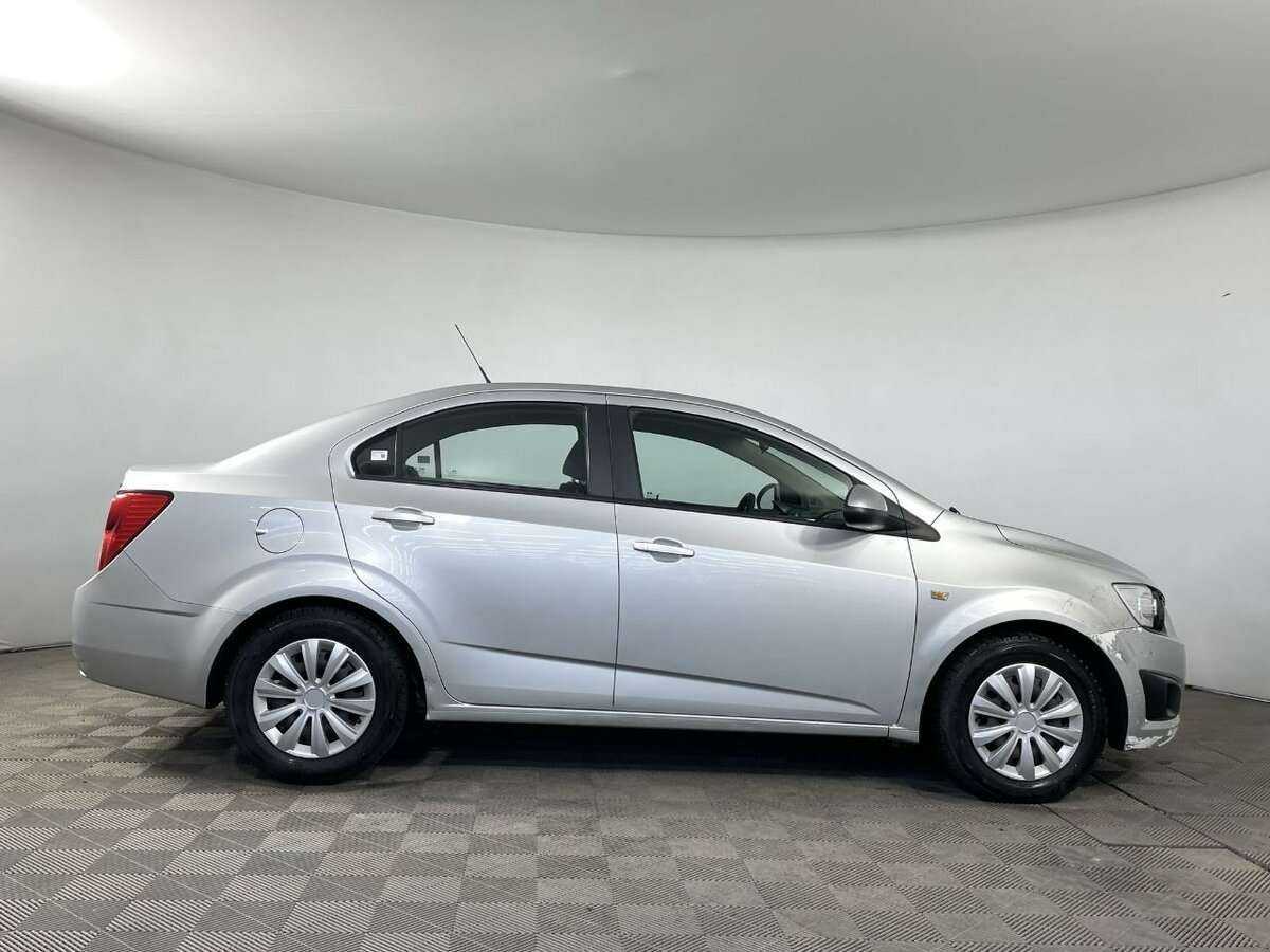 Chevrolet Aveo, 2013 Фото №3