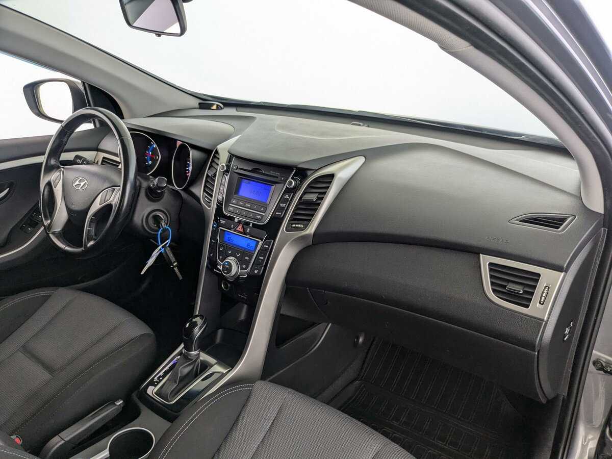 Hyundai i30, 2014 Фото №15
