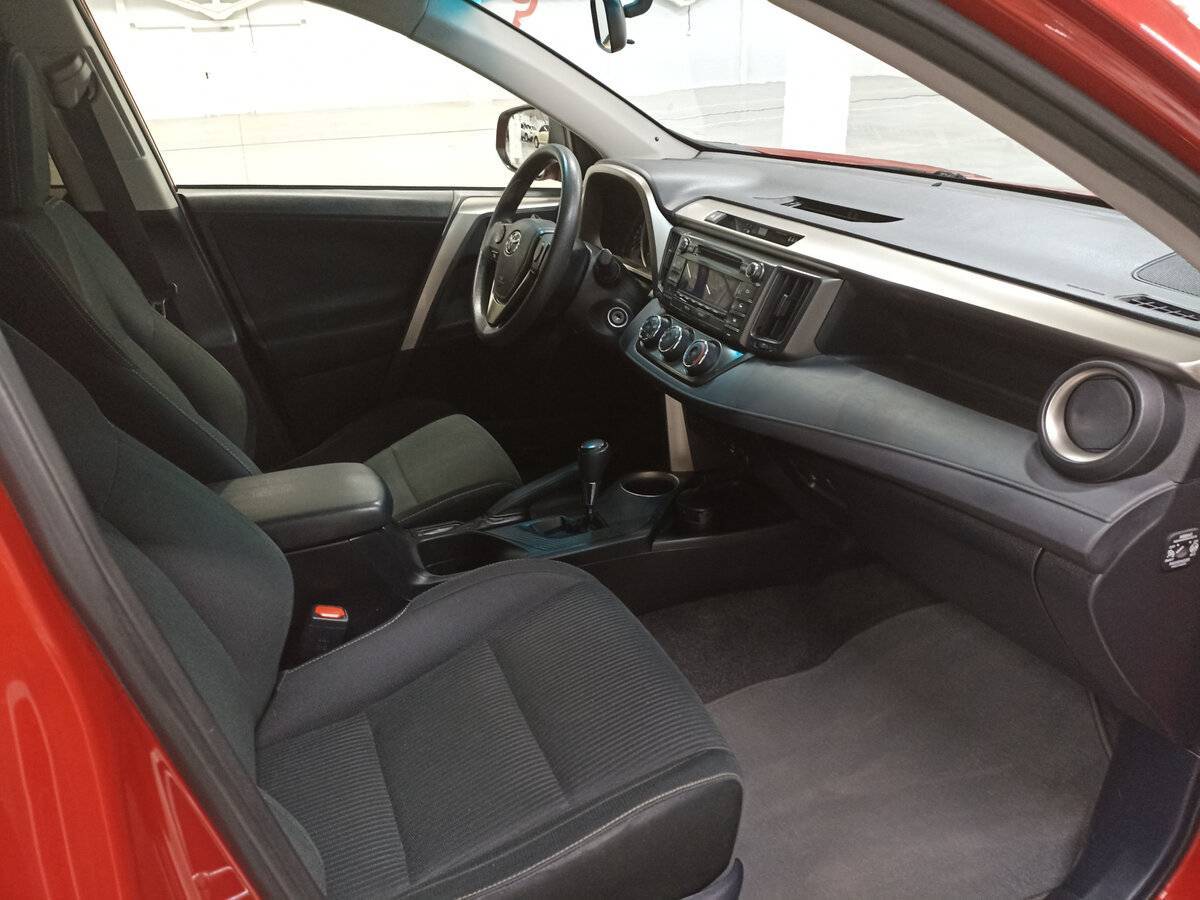 Toyota RAV4, 2014 Фото №10