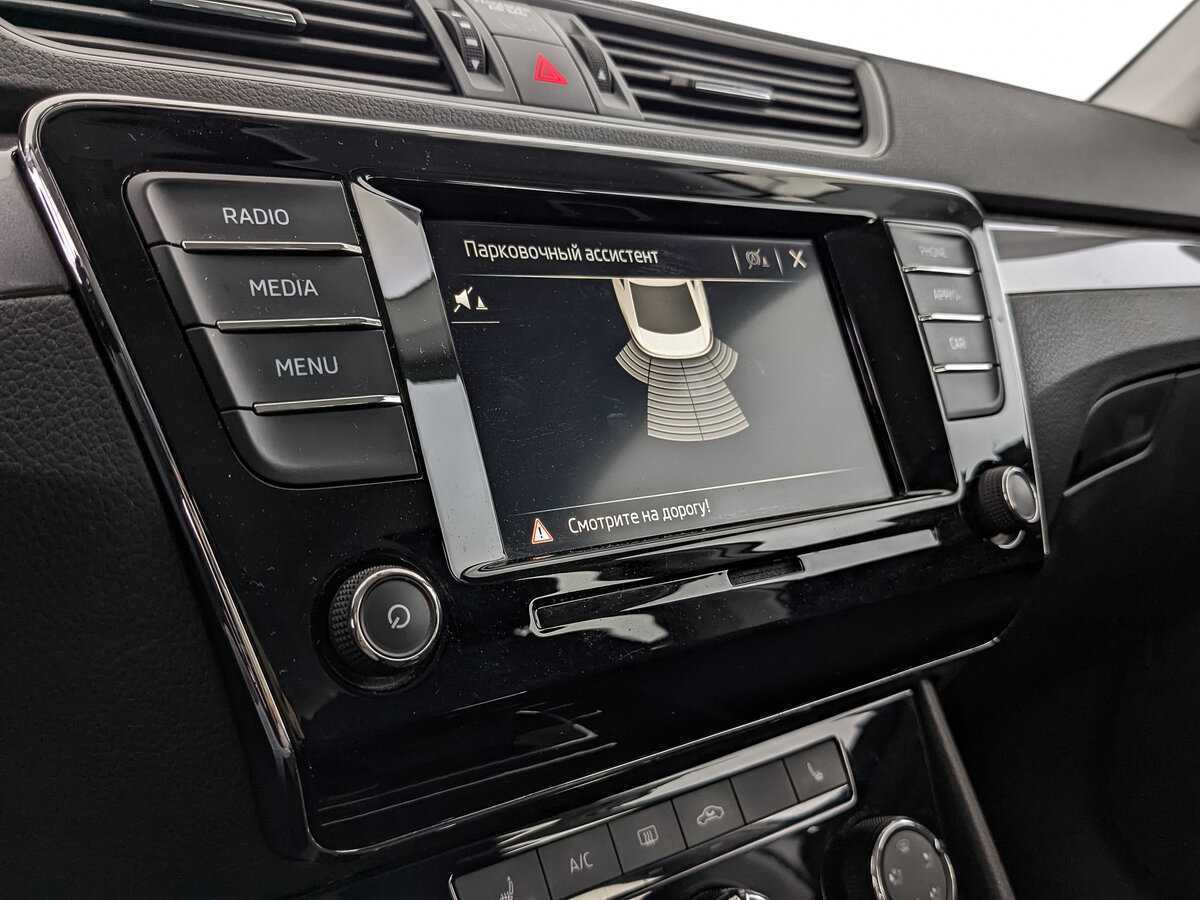 Skoda Superb, 2021 Фото №22