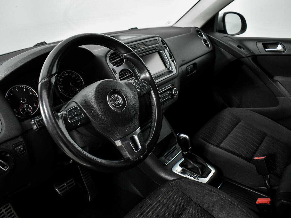 Volkswagen Tiguan, 2012 Фото №9