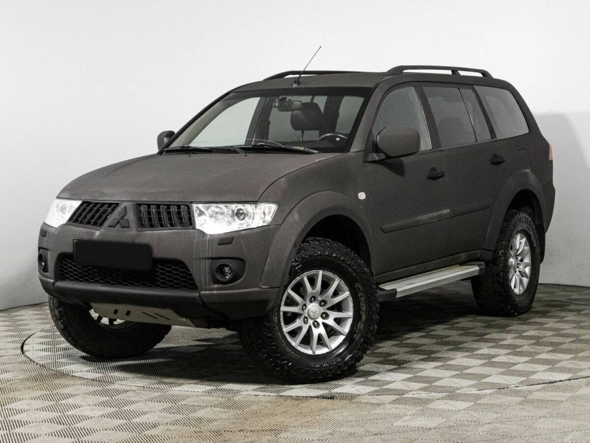 Mitsubishi Pajero Sport, 2012 Фото №1
