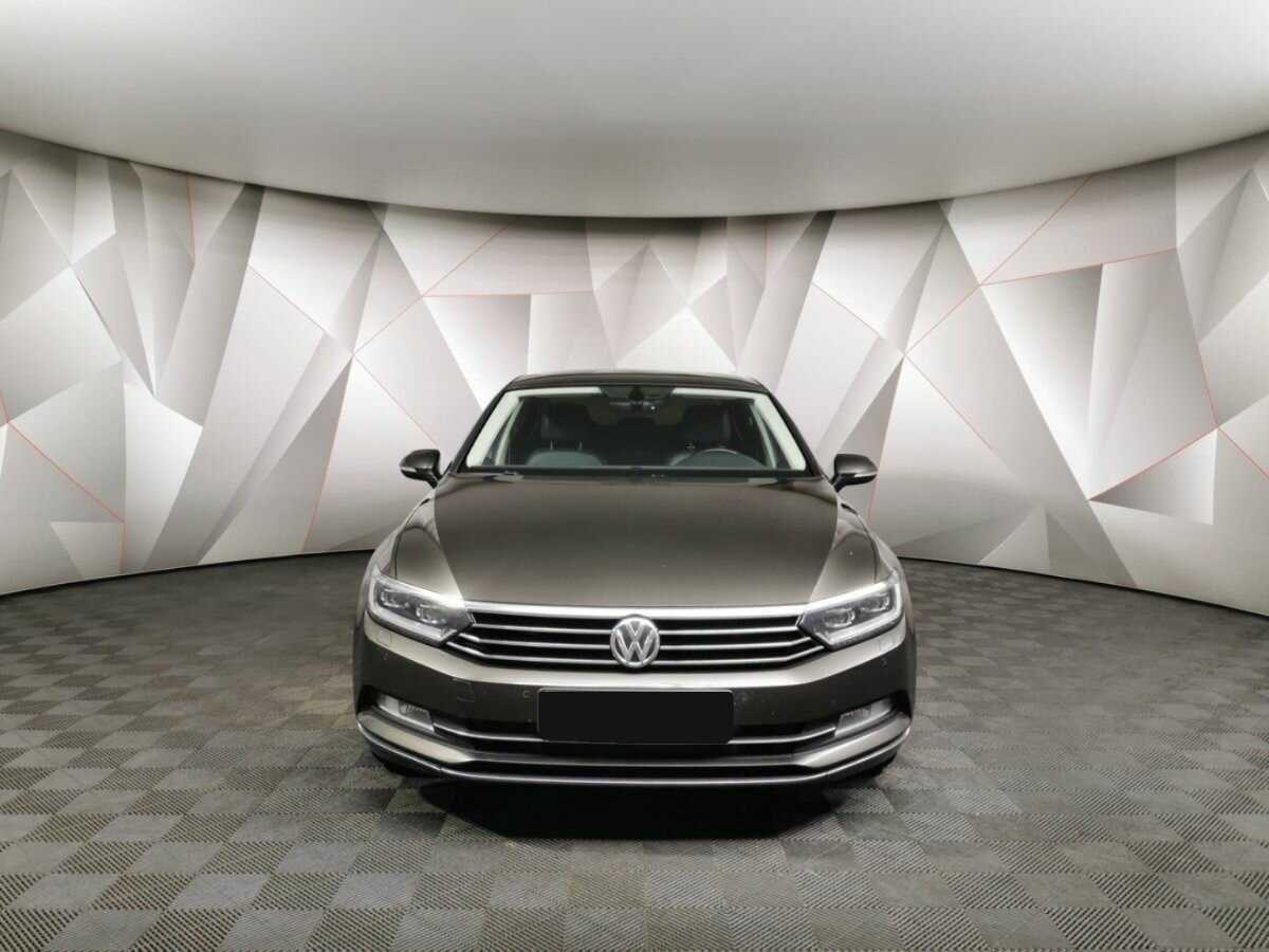Volkswagen Passat, 2018 Фото №7