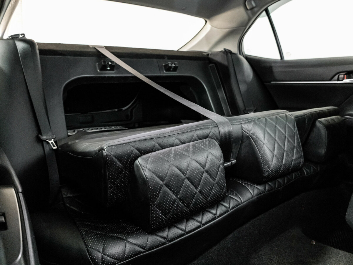 Toyota Camry VIII (XV70) Рестайлинг, 2021 Фото №17