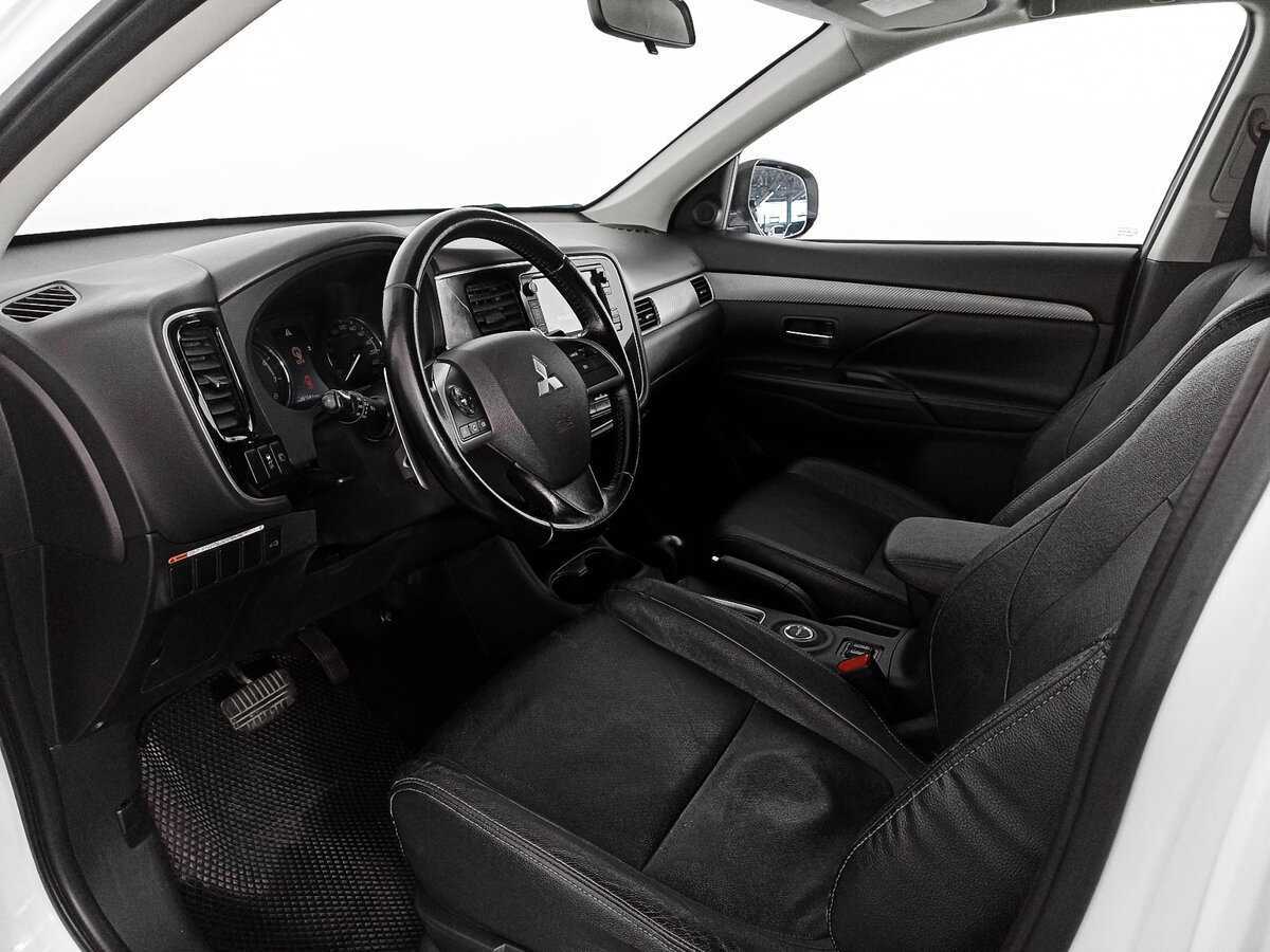 Mitsubishi Outlander, 2014 Фото №12