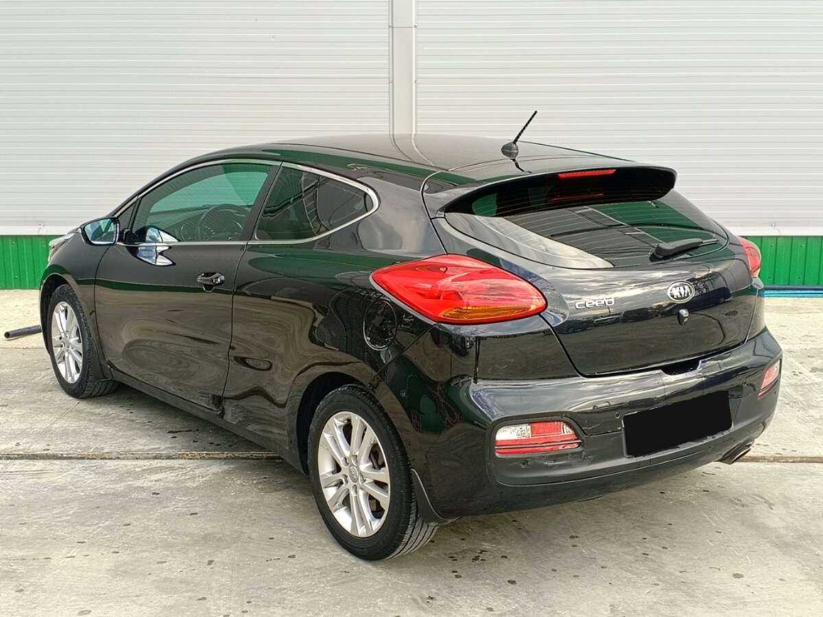 Kia Ceed, 2015 Фото №7