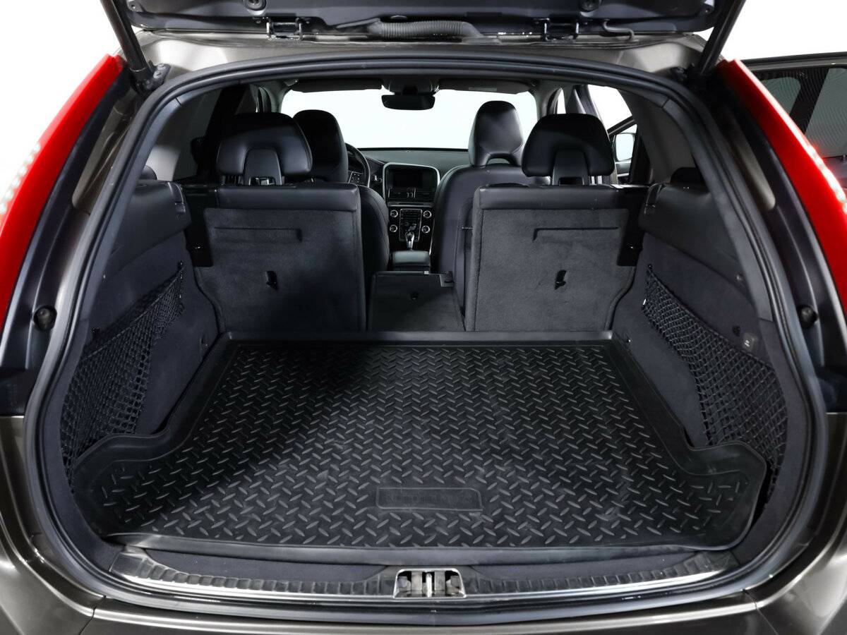 Volvo XC60 I Рестайлинг, 2017 Фото №26