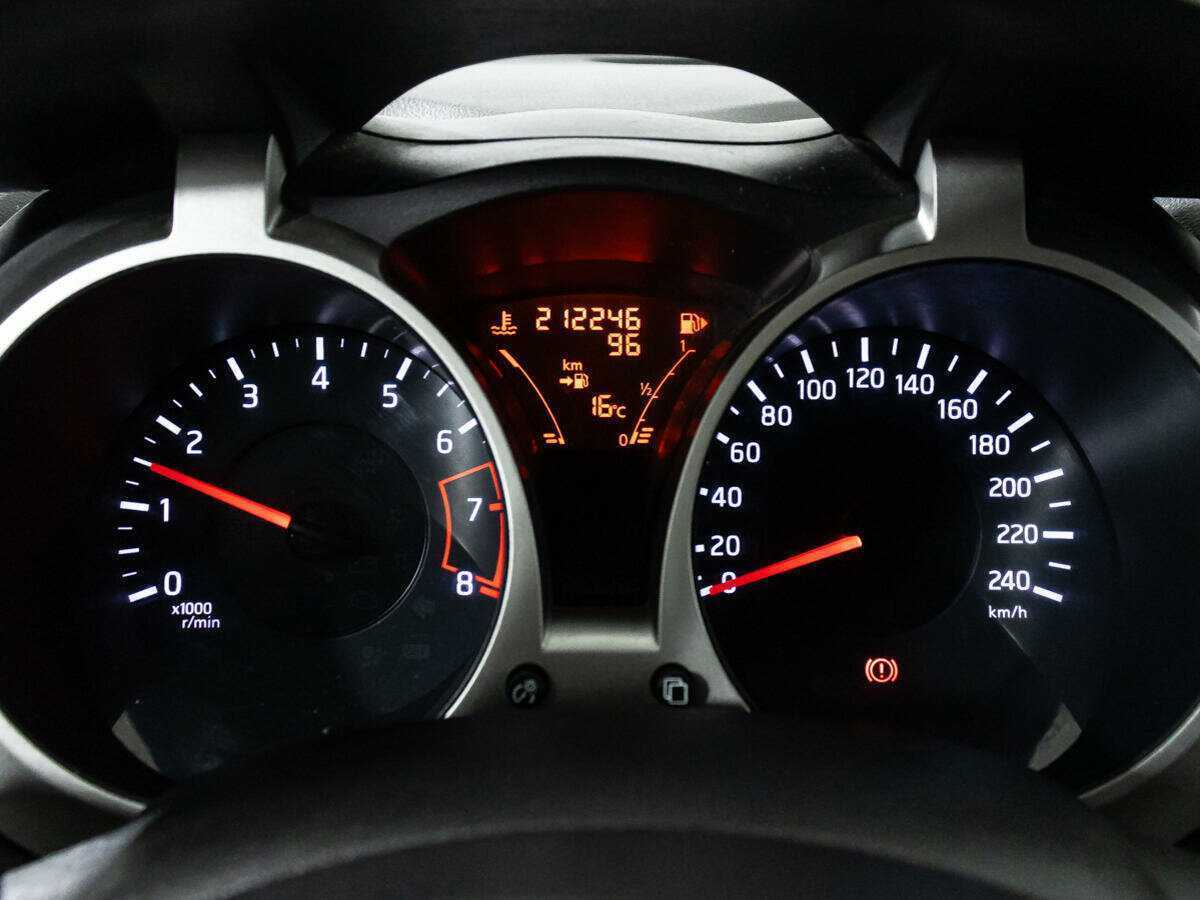 Nissan Juke, 2012 Фото №12