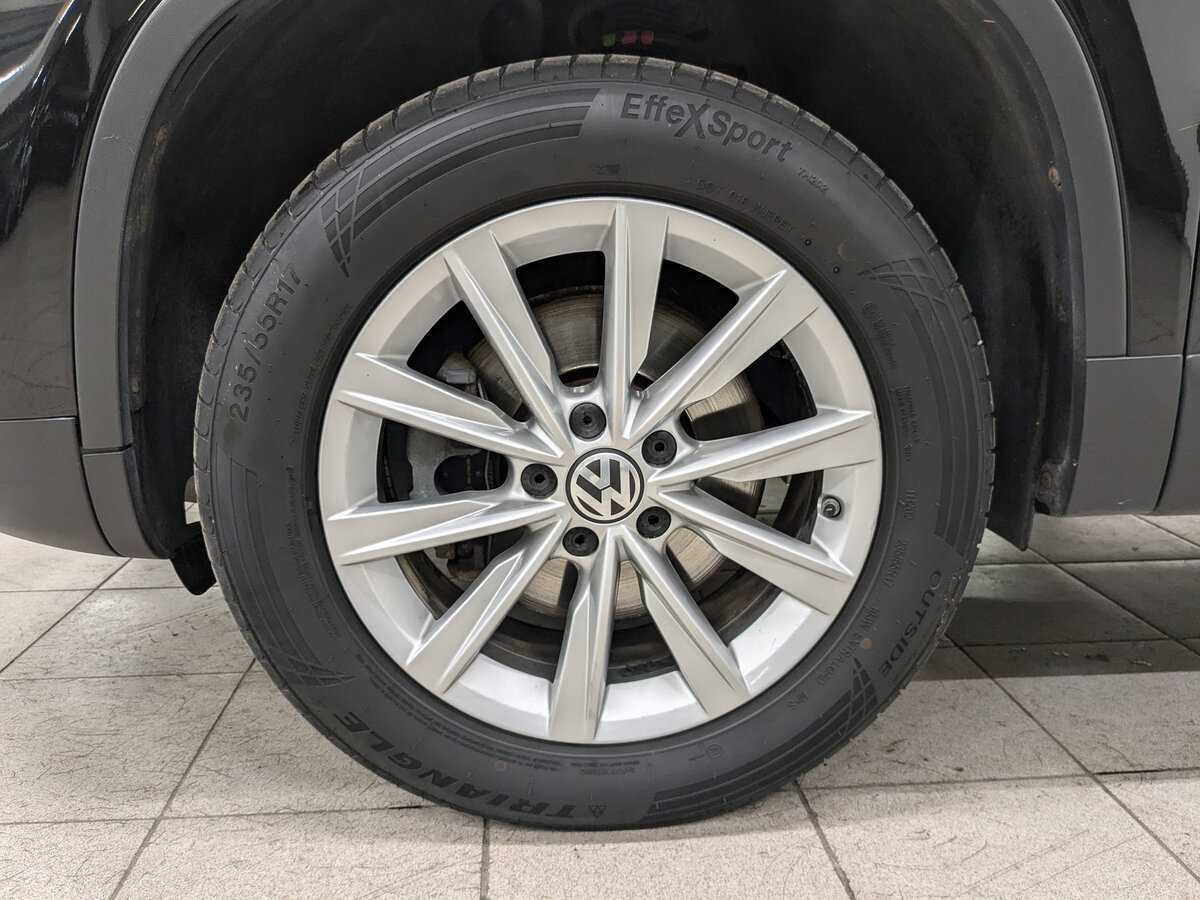 Volkswagen Tiguan, 2015 Фото №12