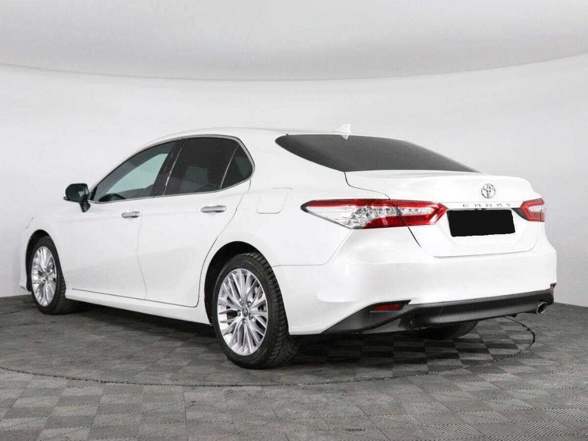 Toyota Camry, 2020 Фото №6