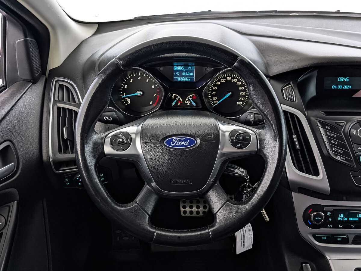 Ford Focus, 2012 Фото №17