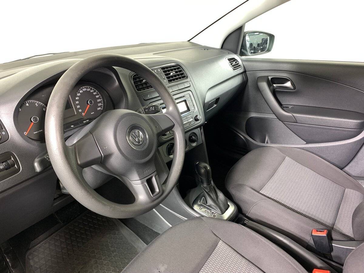 Volkswagen Polo, 2014 Фото №11