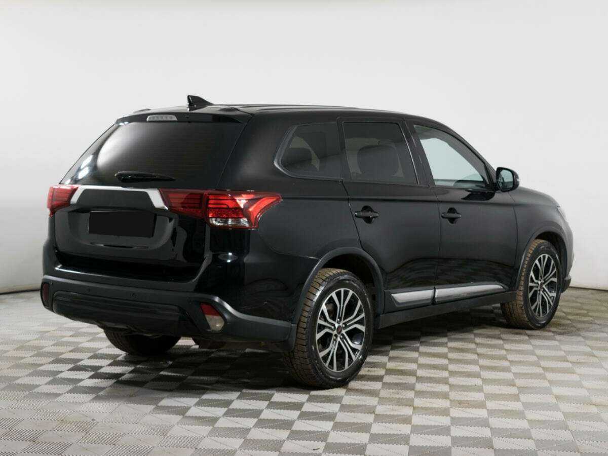 Mitsubishi Outlander, 2018 Фото №4