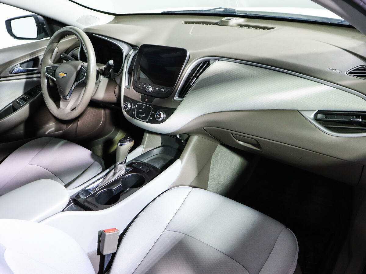Chevrolet Malibu, 2019 Фото №9