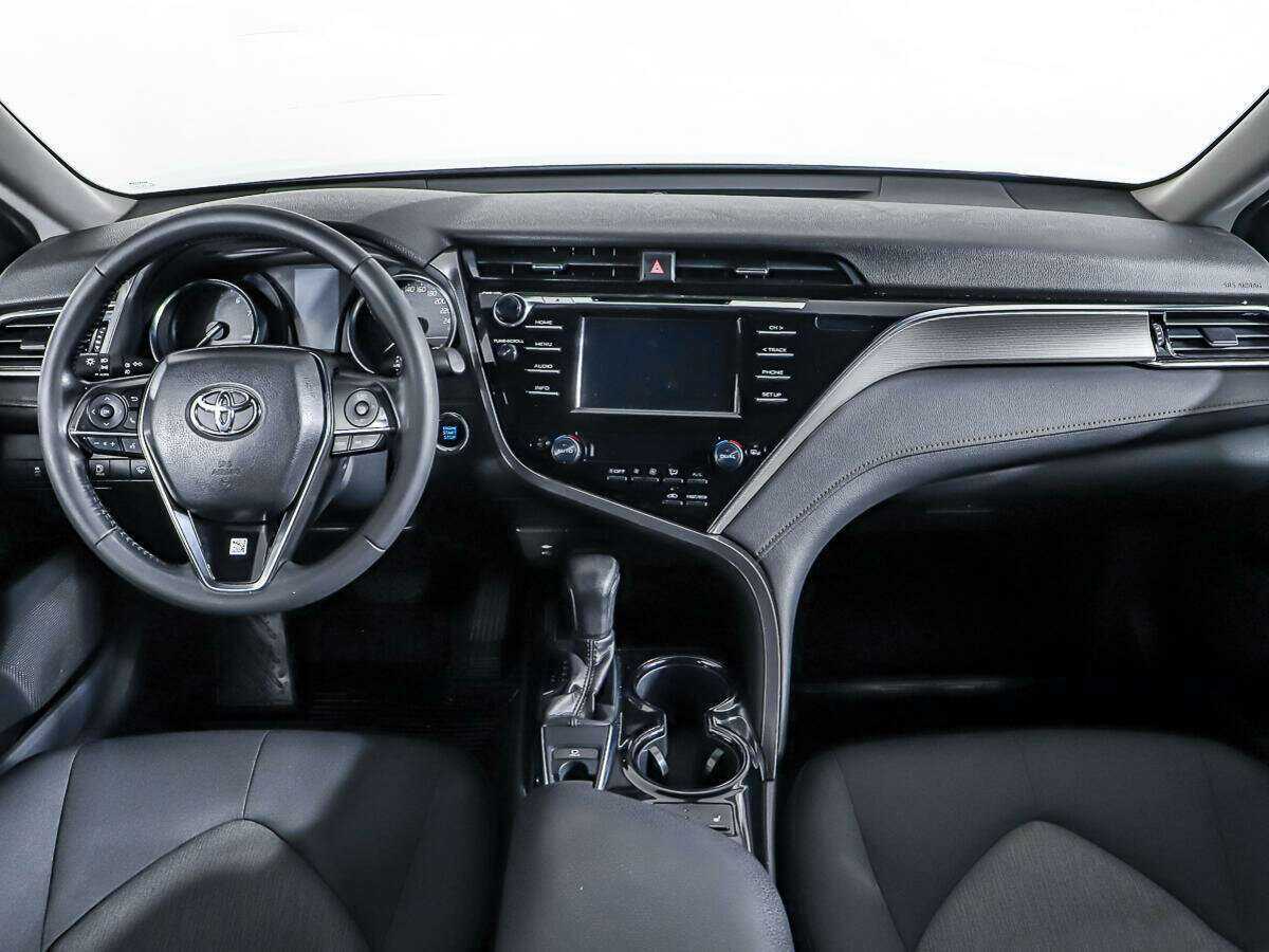Toyota Camry, 2020 Фото №11