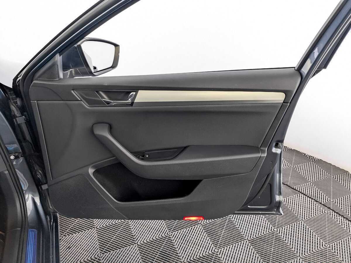 Skoda Superb, 2019 Фото №20