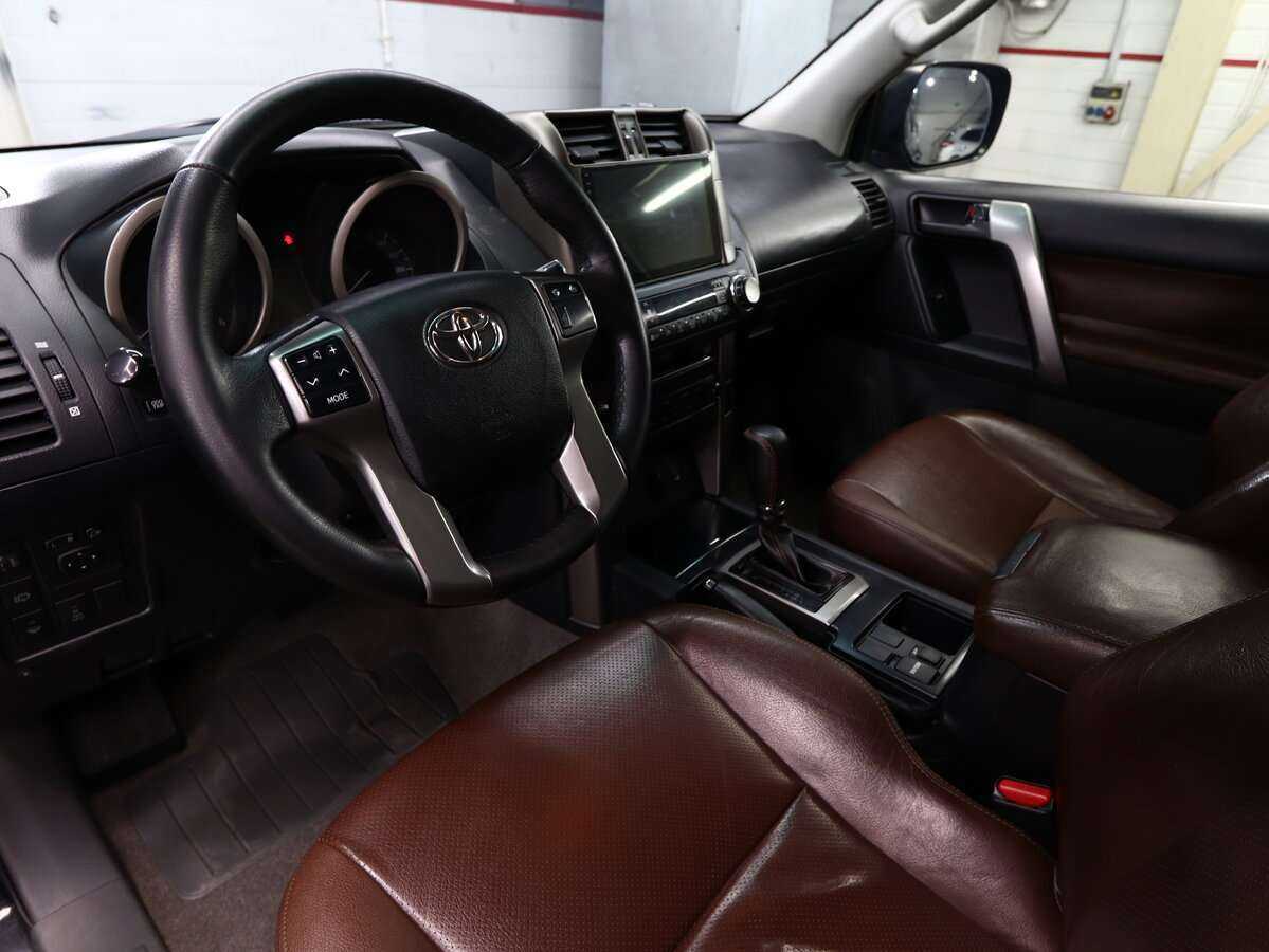 Toyota Land Cruiser Prado, 2013 Фото №7