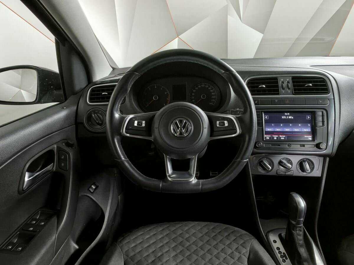Volkswagen Polo, 2018 Фото №15