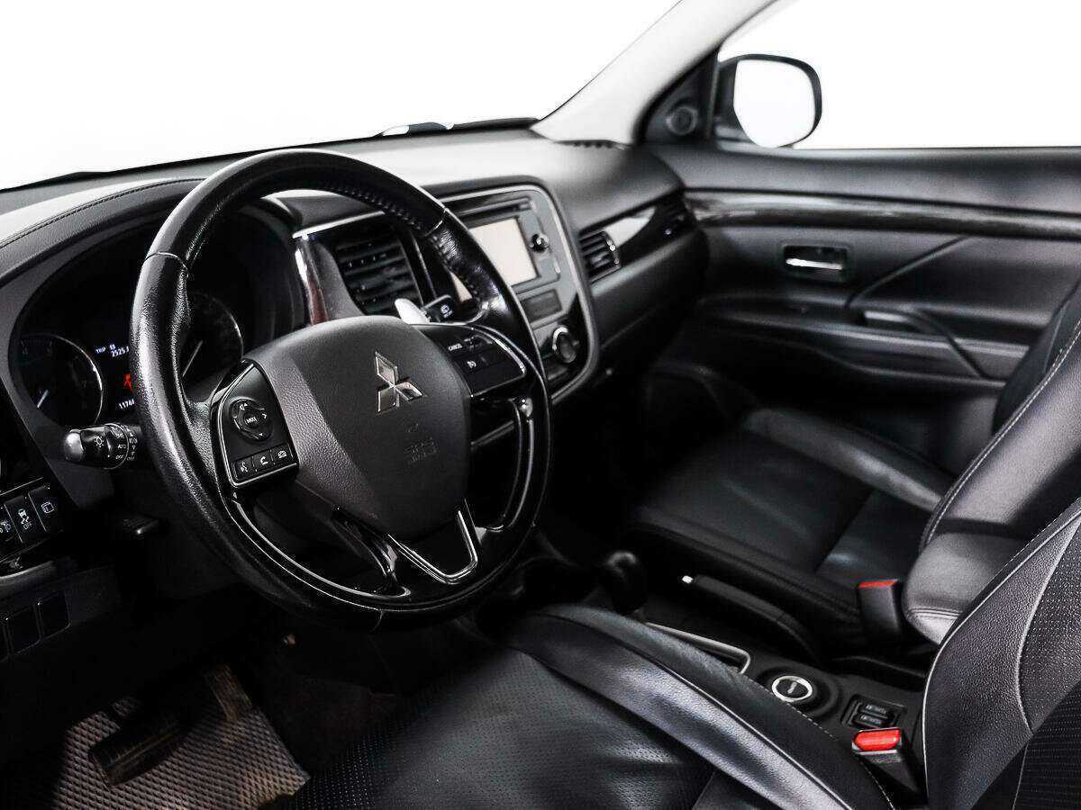 Mitsubishi Outlander, 2016 Фото №9