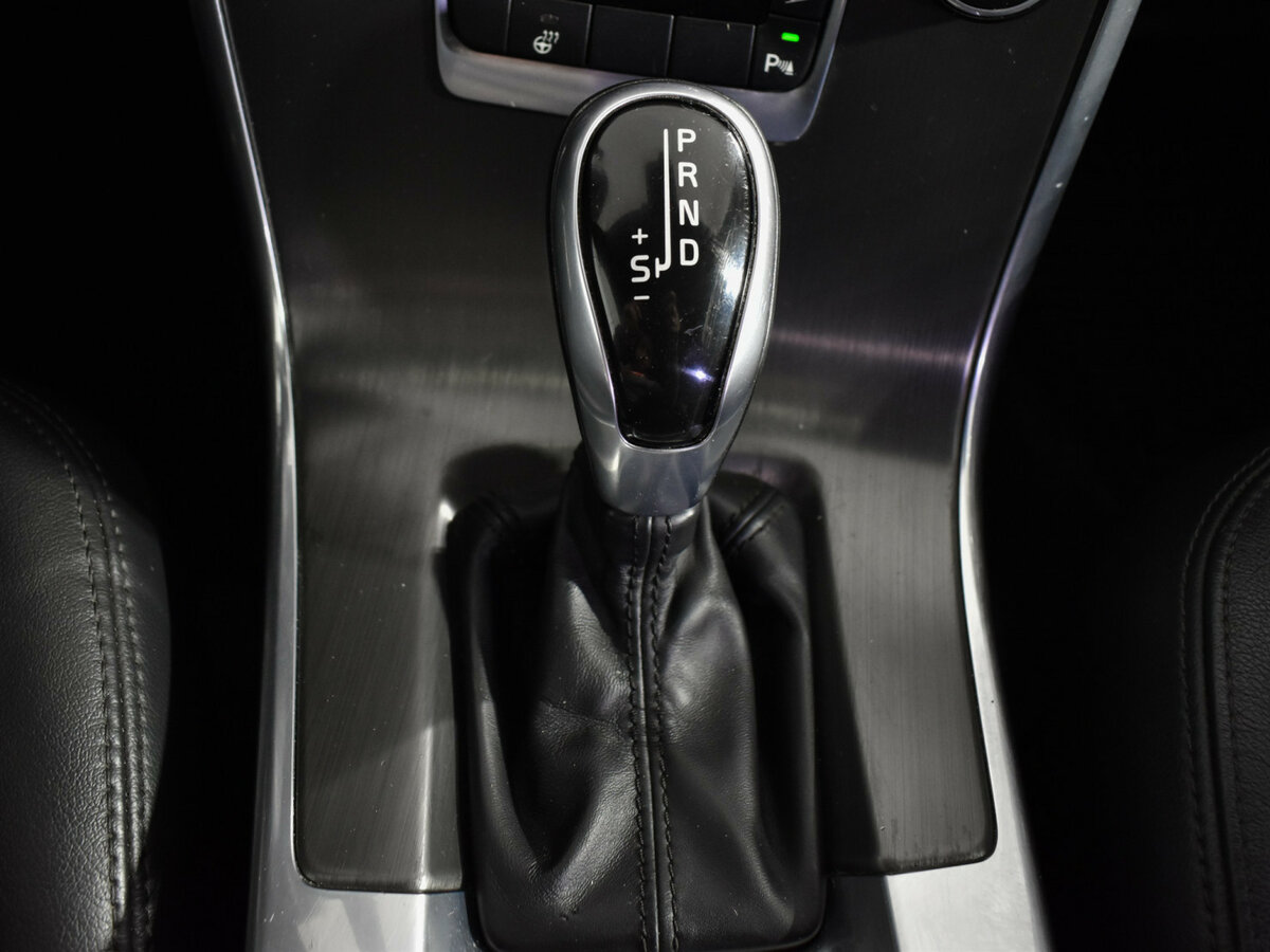 Volvo XC60 I Рестайлинг, 2014 Фото №16