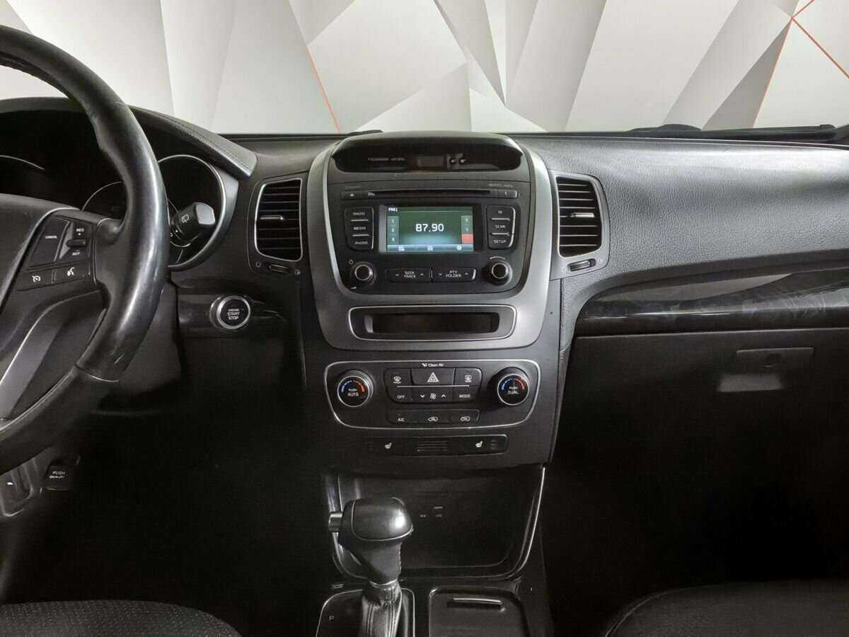 Kia Sorento, 2018 Фото №11