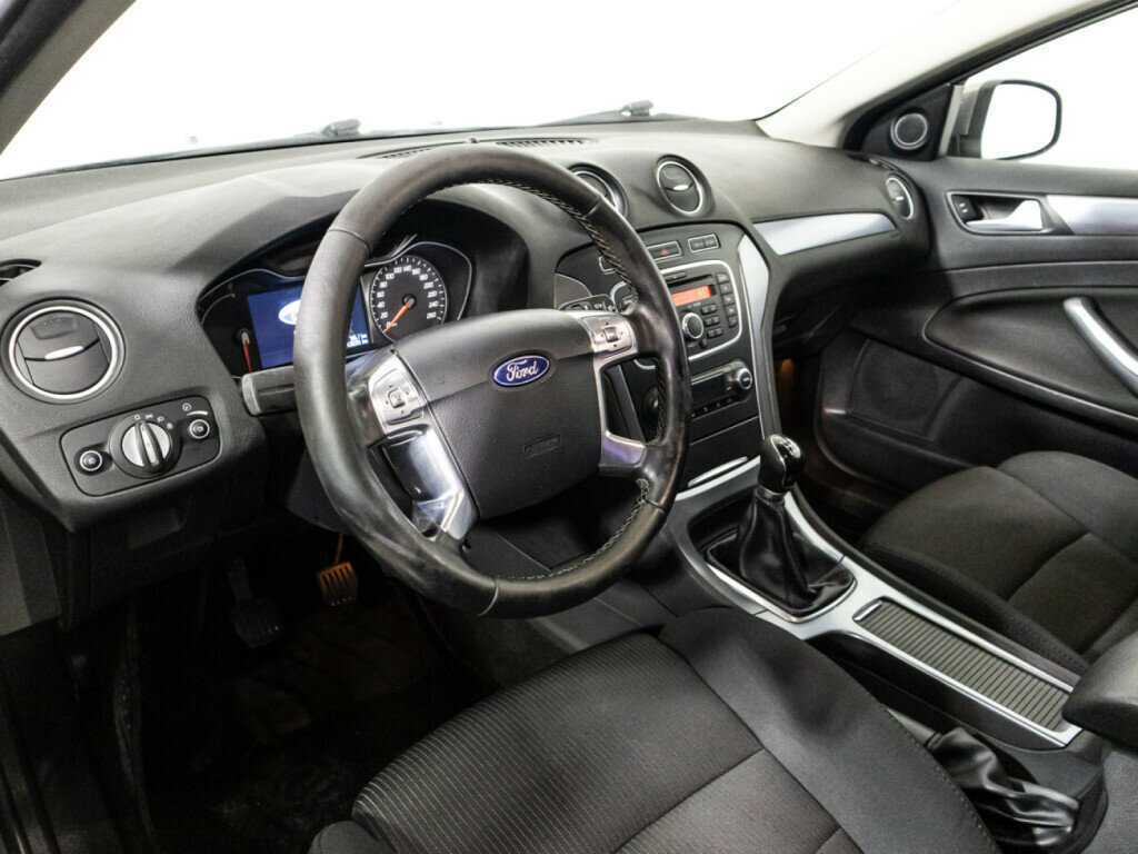 Ford Mondeo, 2012 Фото №11