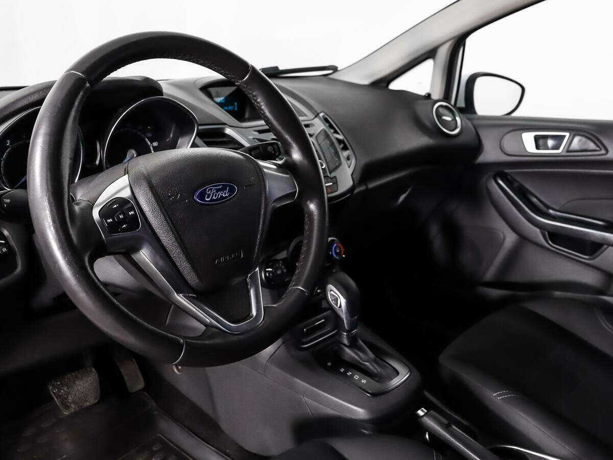 Ford Fiesta, 2015 Фото №8