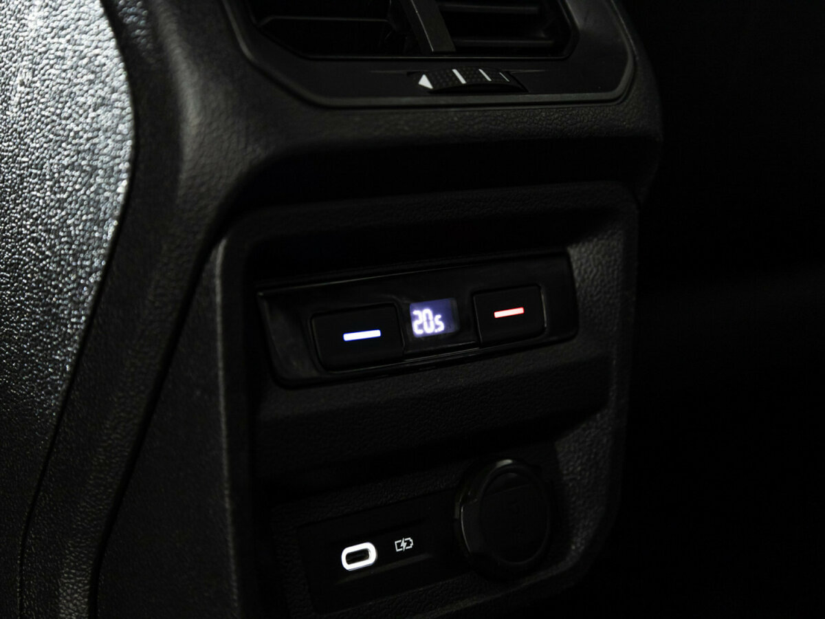 Volkswagen Tiguan II Рестайлинг, 2021 Фото №20