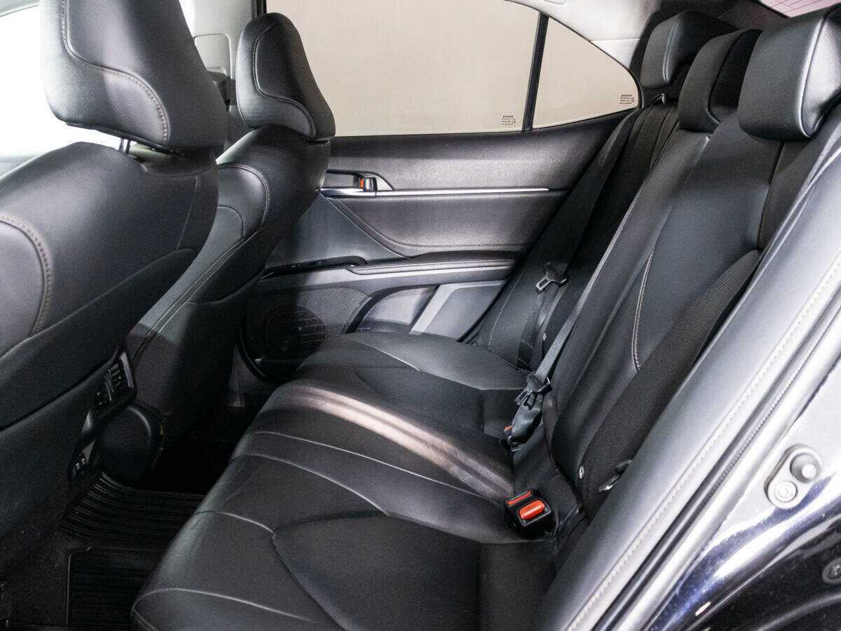 Toyota Camry, 2018 Фото №10