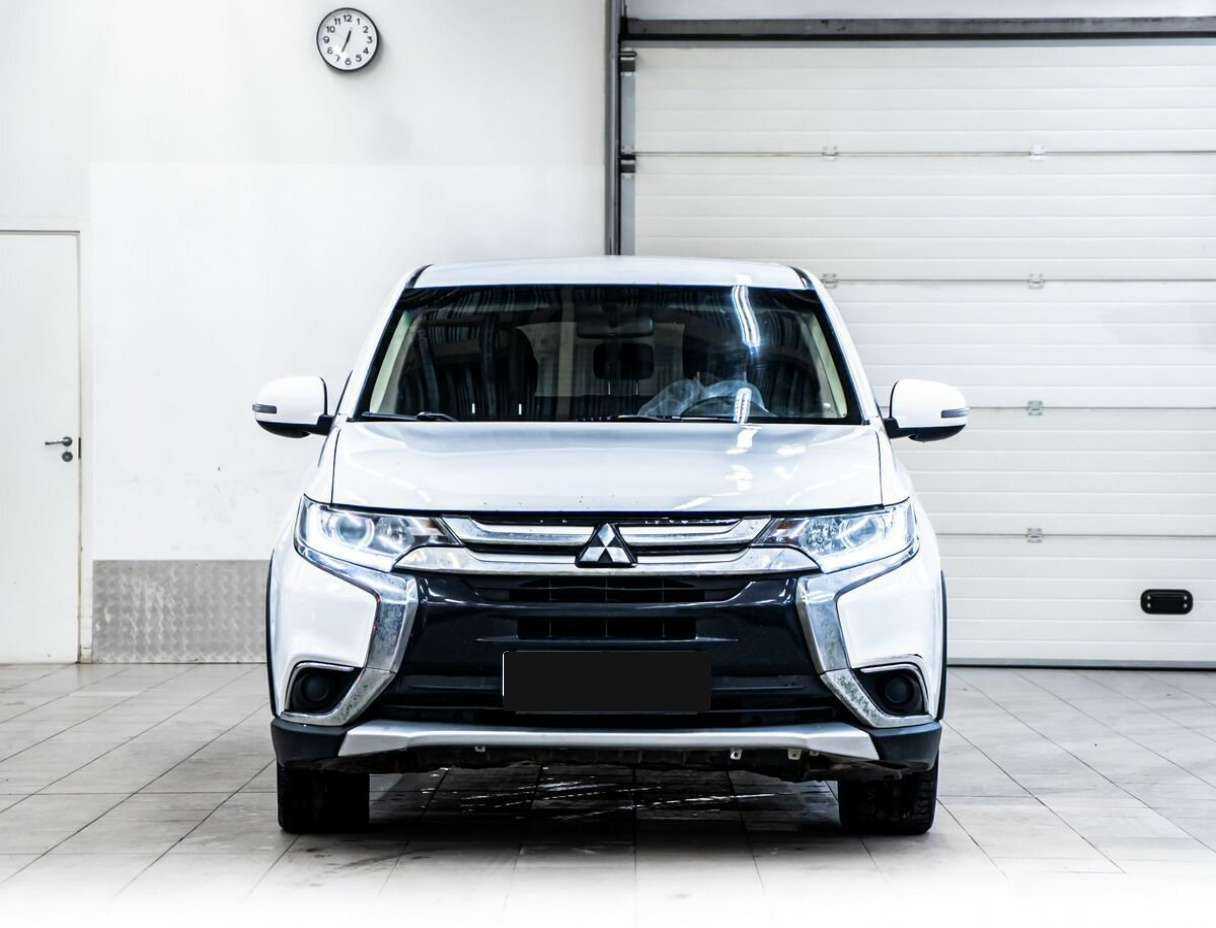 Mitsubishi Outlander, 2015 Фото №2