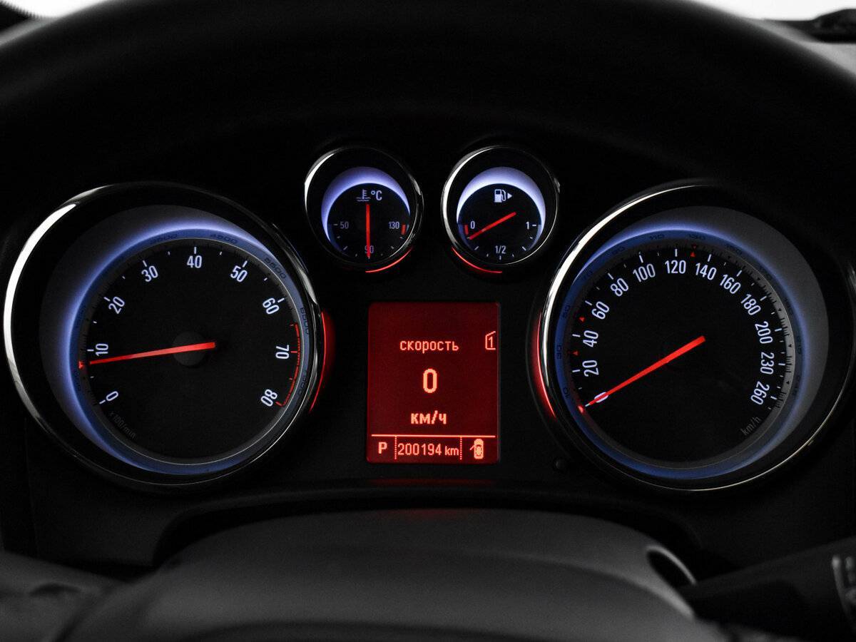 Opel Astra GTC, 2012 Фото №18