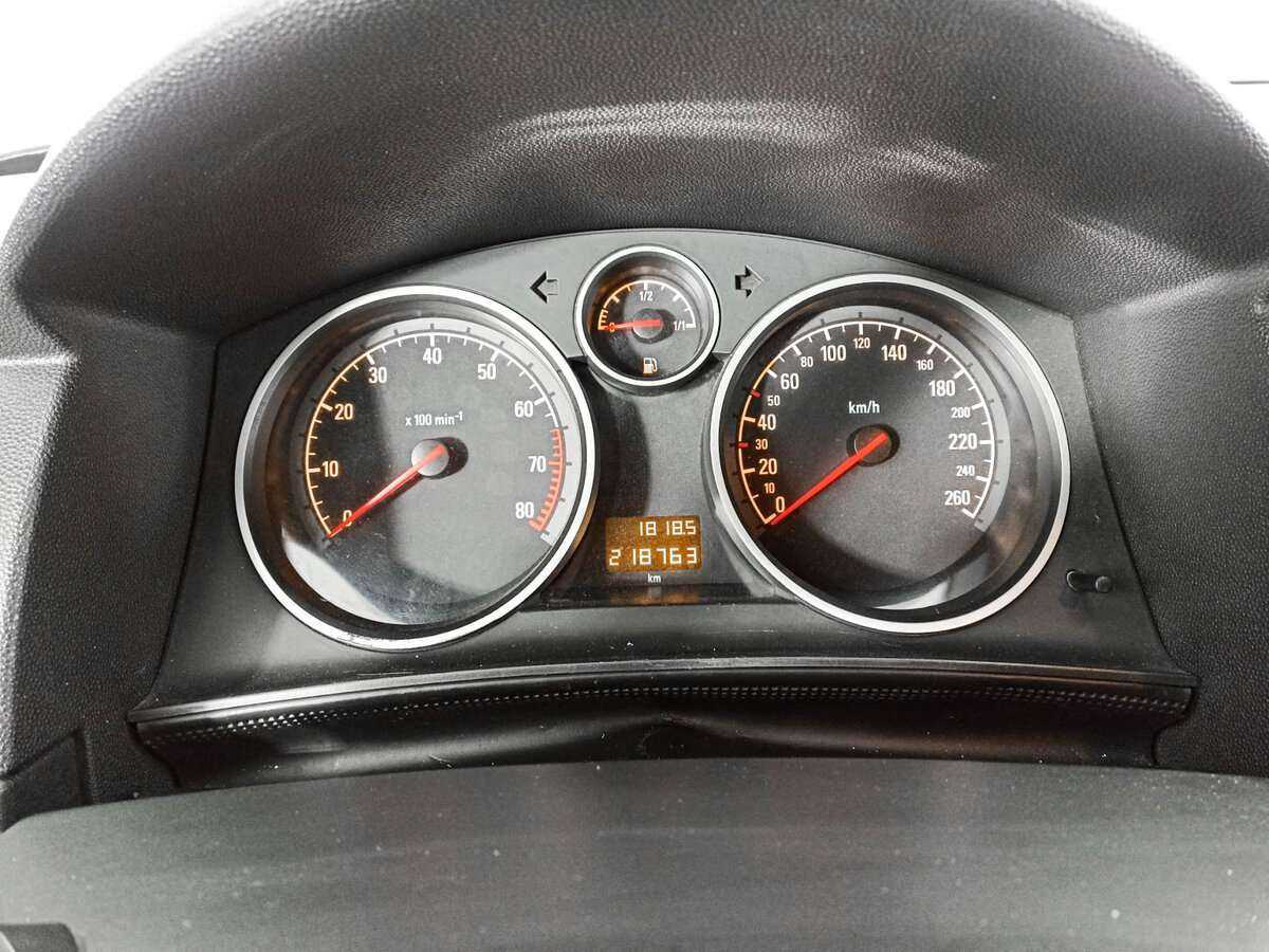 Opel Astra, 2013 Фото №11