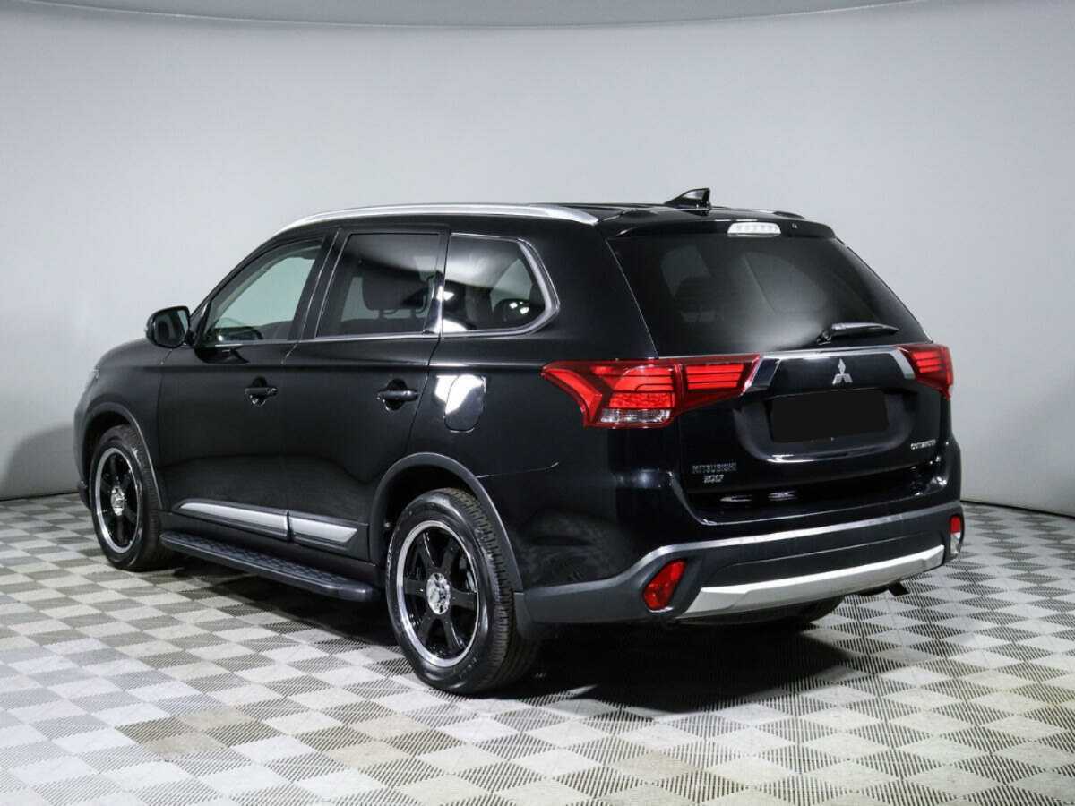 Mitsubishi Outlander, 2018 Фото №6