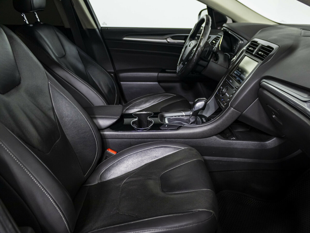 Ford Mondeo V, 2015 Фото №9
