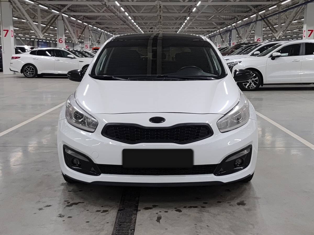 Kia Ceed II Рестайлинг, 2018 Фото №2