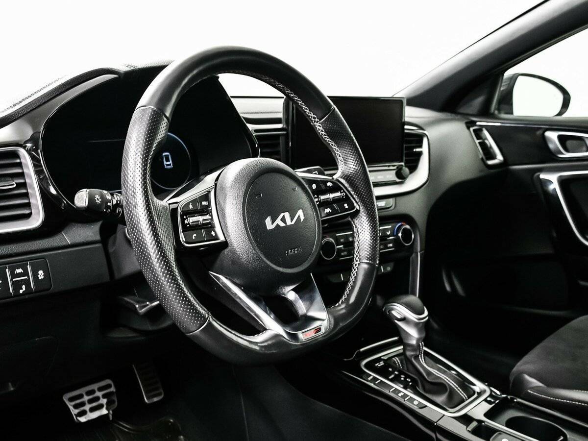 Kia Ceed, 2022 Фото №12