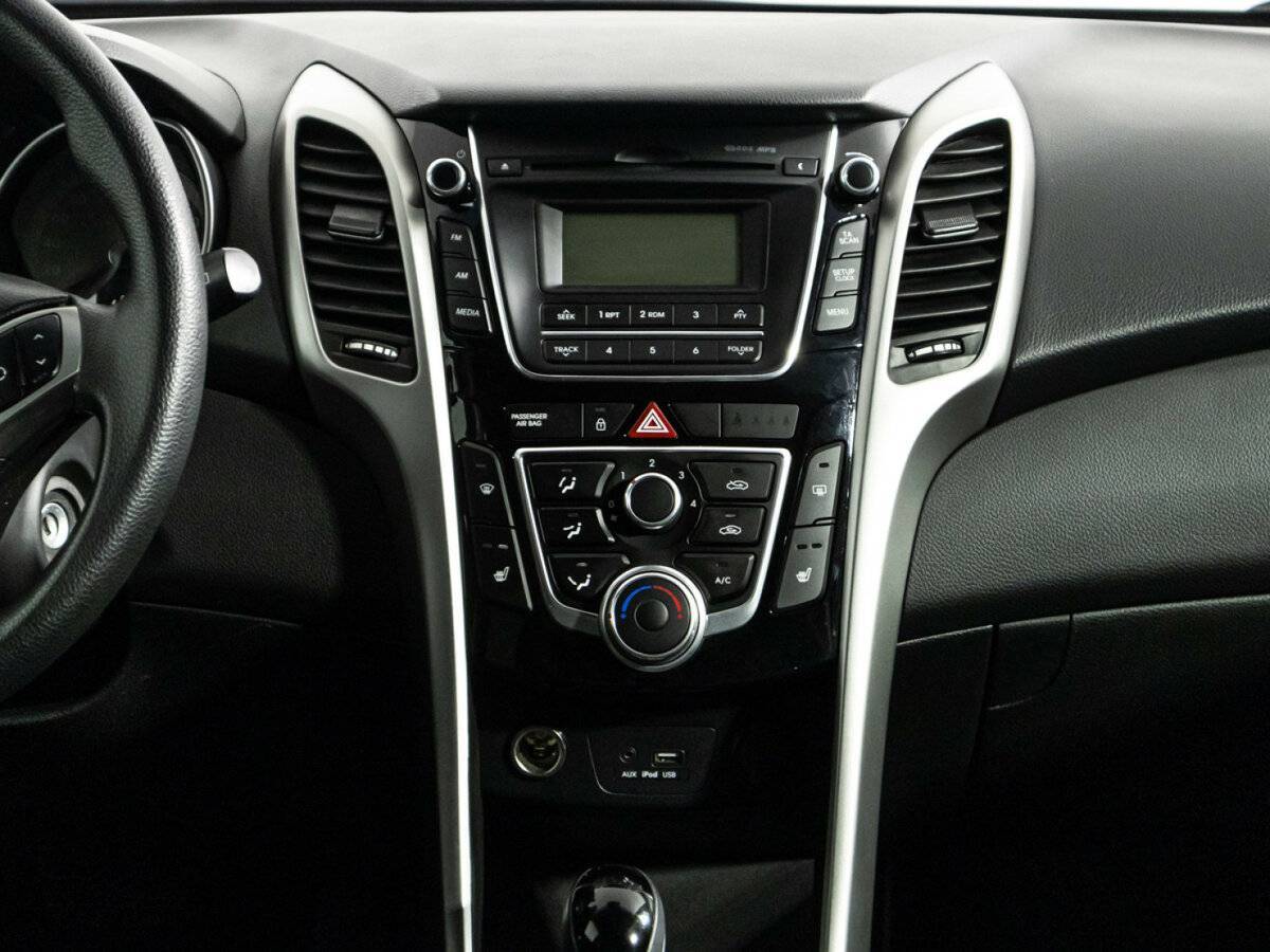 Hyundai i30, 2016 Фото №14