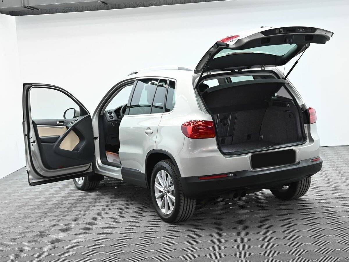 Volkswagen Tiguan, 2012 Фото №5