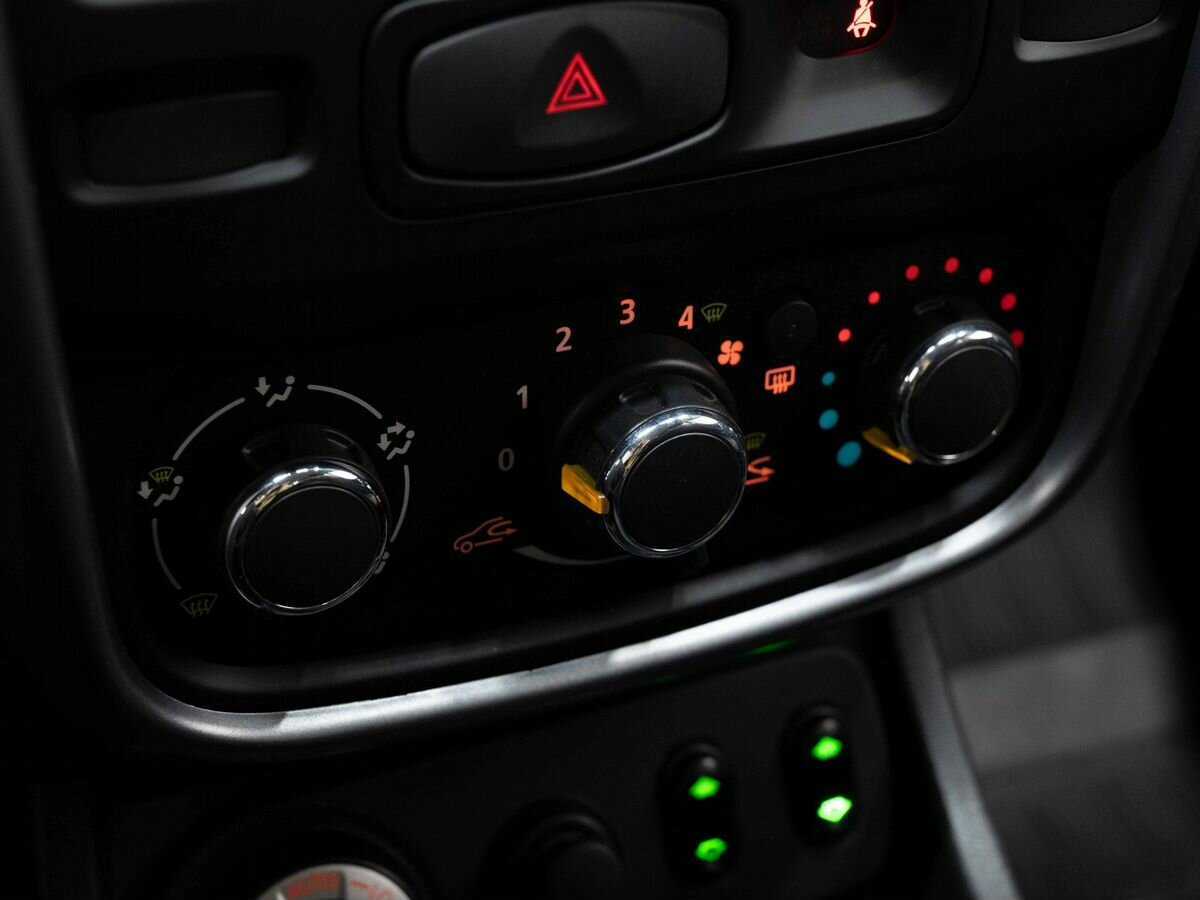 Renault Duster, 2013 Фото №16