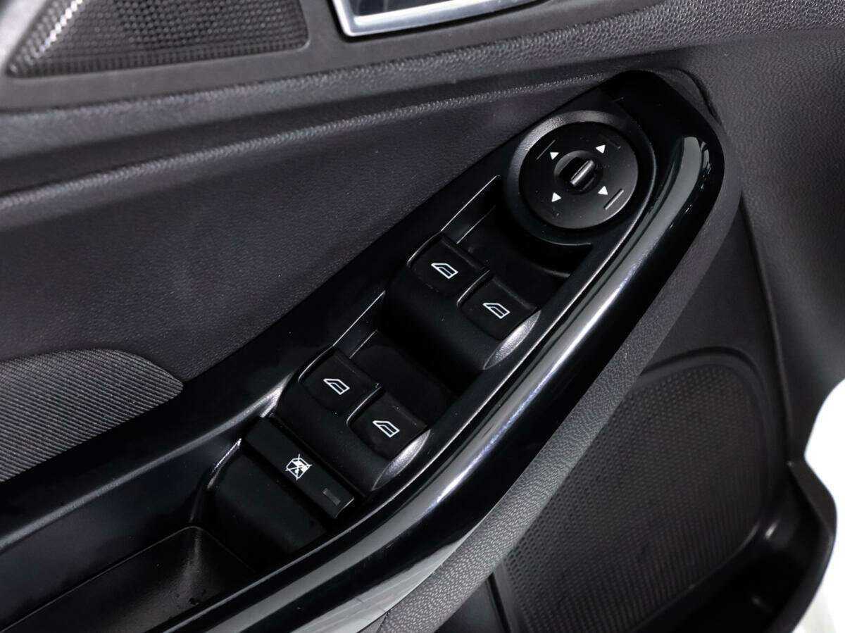 Ford Fiesta, 2015 Фото №14