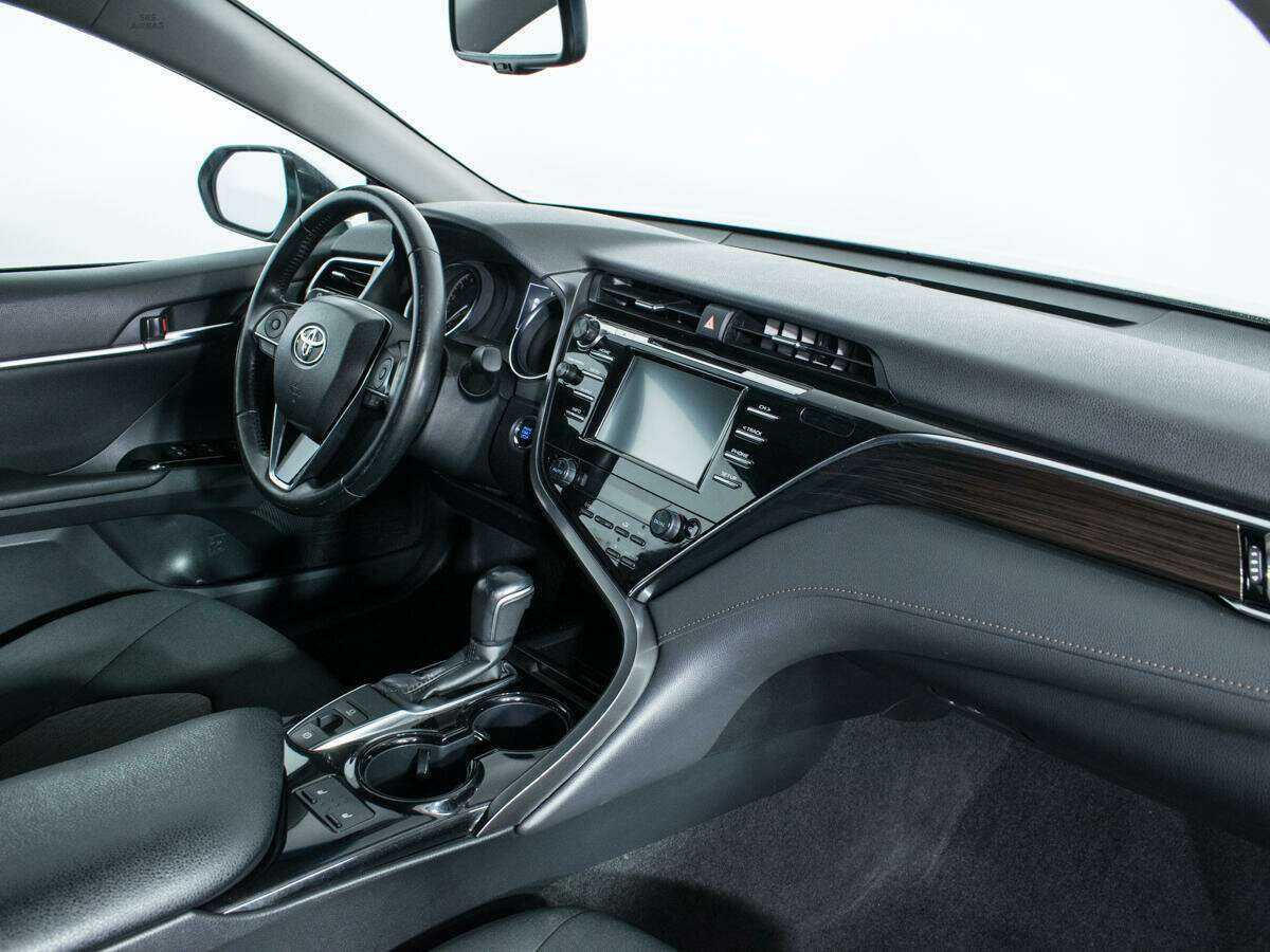 Toyota Camry, 2020 Фото №9