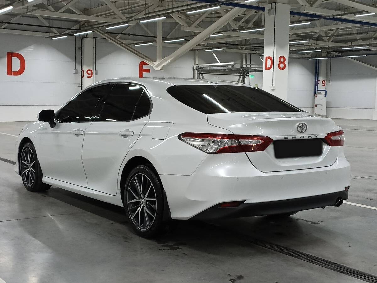 Toyota Camry, 2021 Фото №7