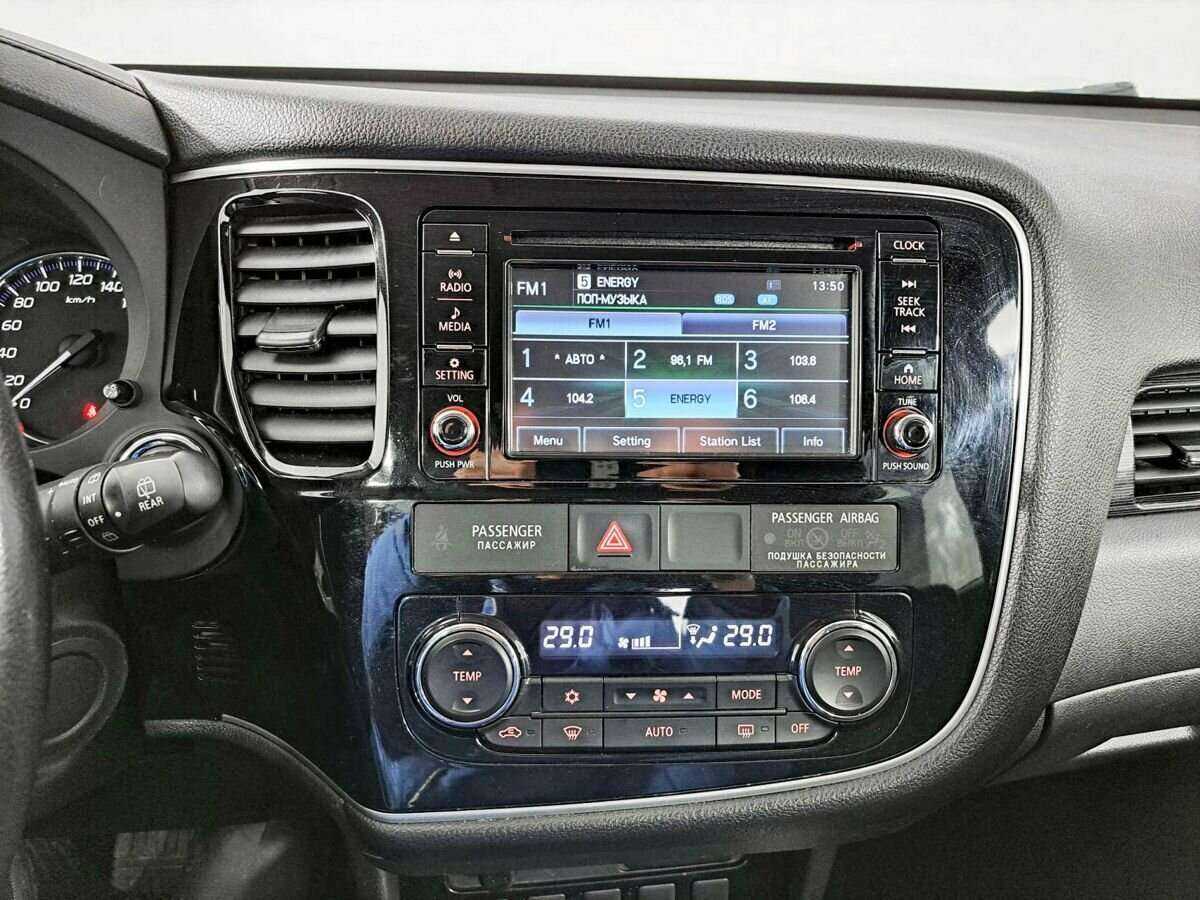 Mitsubishi Outlander, 2017 Фото №13