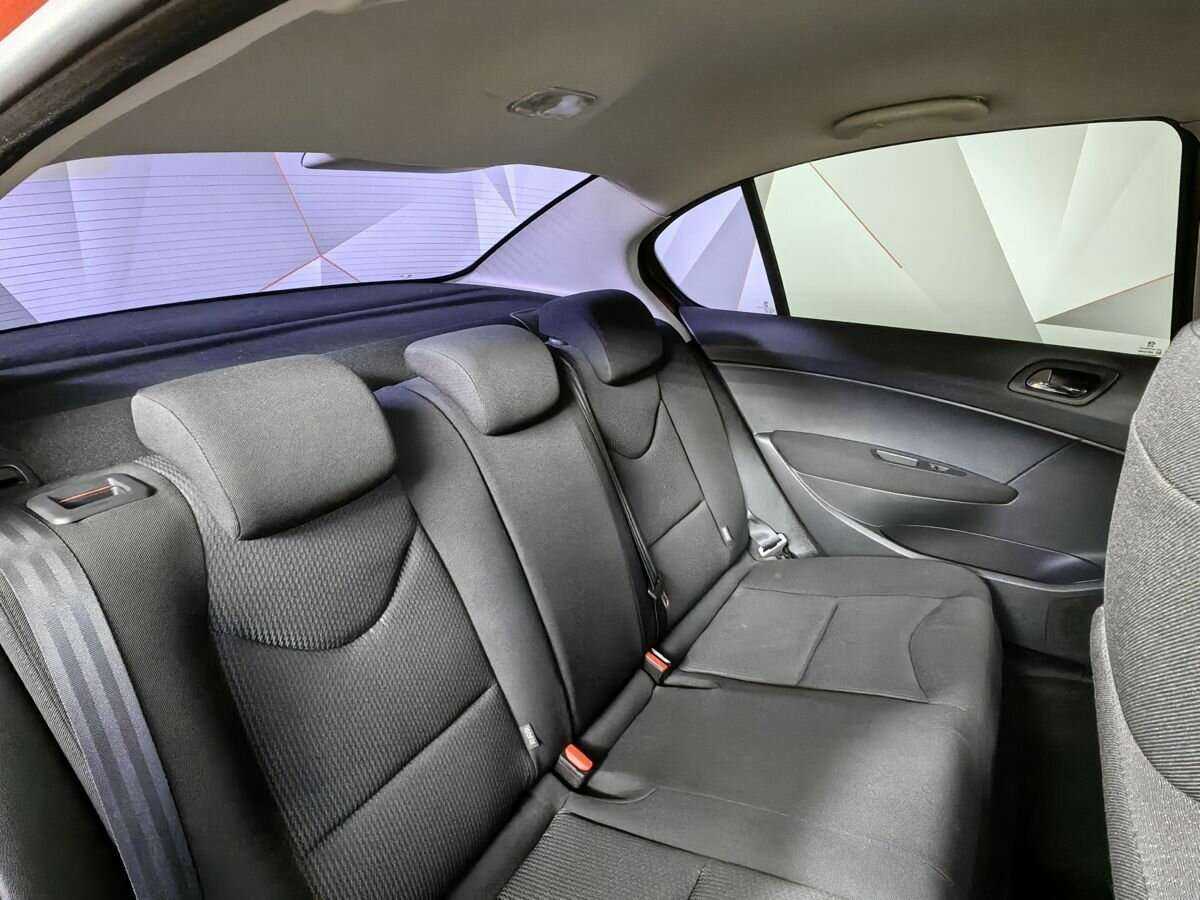 Peugeot 408, 2013 Фото №13