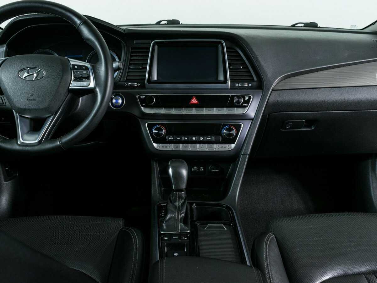 Hyundai Sonata, 2018 Фото №7